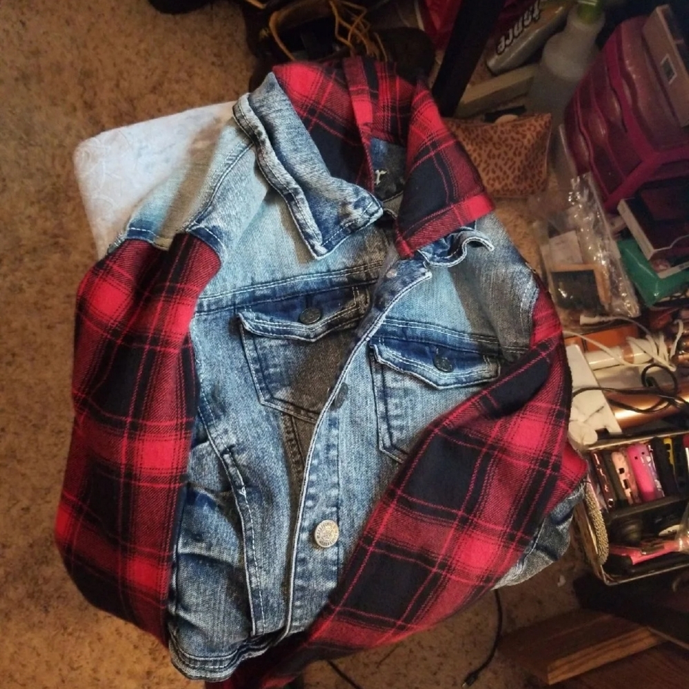 Wallflower jacket